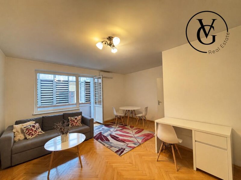 Piata Romana, apartament 2 camere.
