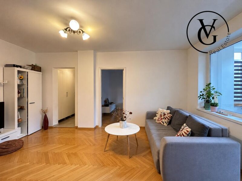 Piata Romana, apartament 2 camere.